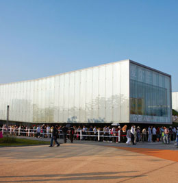 無錫國鑫玻璃案例-寶馬4S店