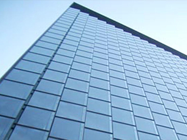 鋼化玻璃什么時(shí)候發(fā)現(xiàn)的呢？